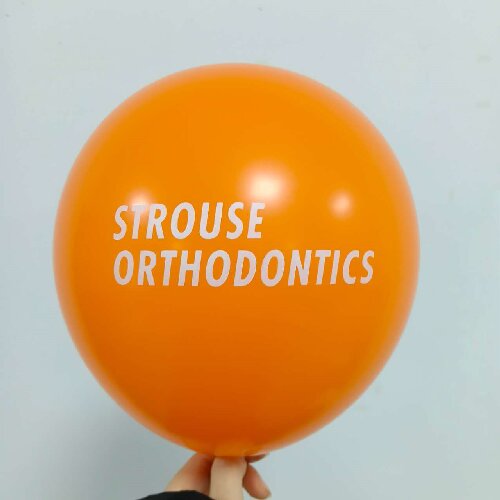 Nola eskatu pertsonalizatutako inprimatutako latexezko globoak